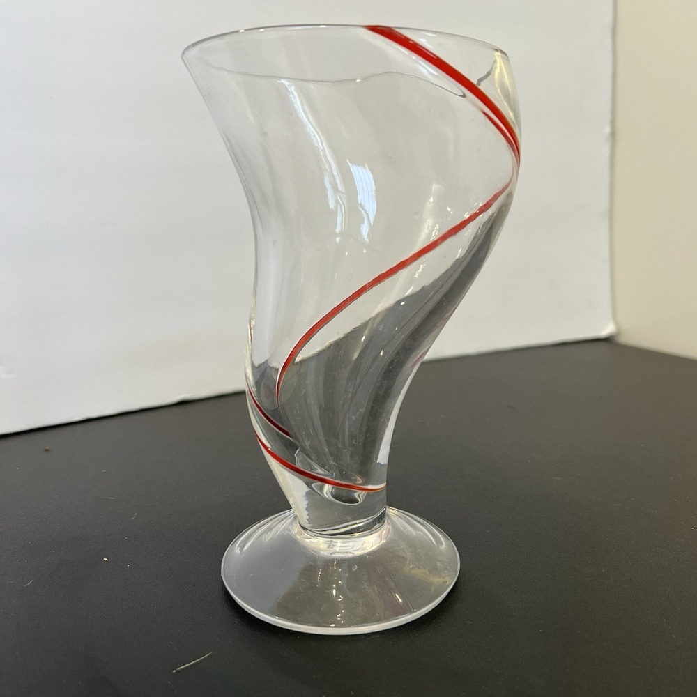 Pier 1 Hand Blown Clear Glass Twisted Swirl Red Spiral Stripe Accent 6.5" Retro